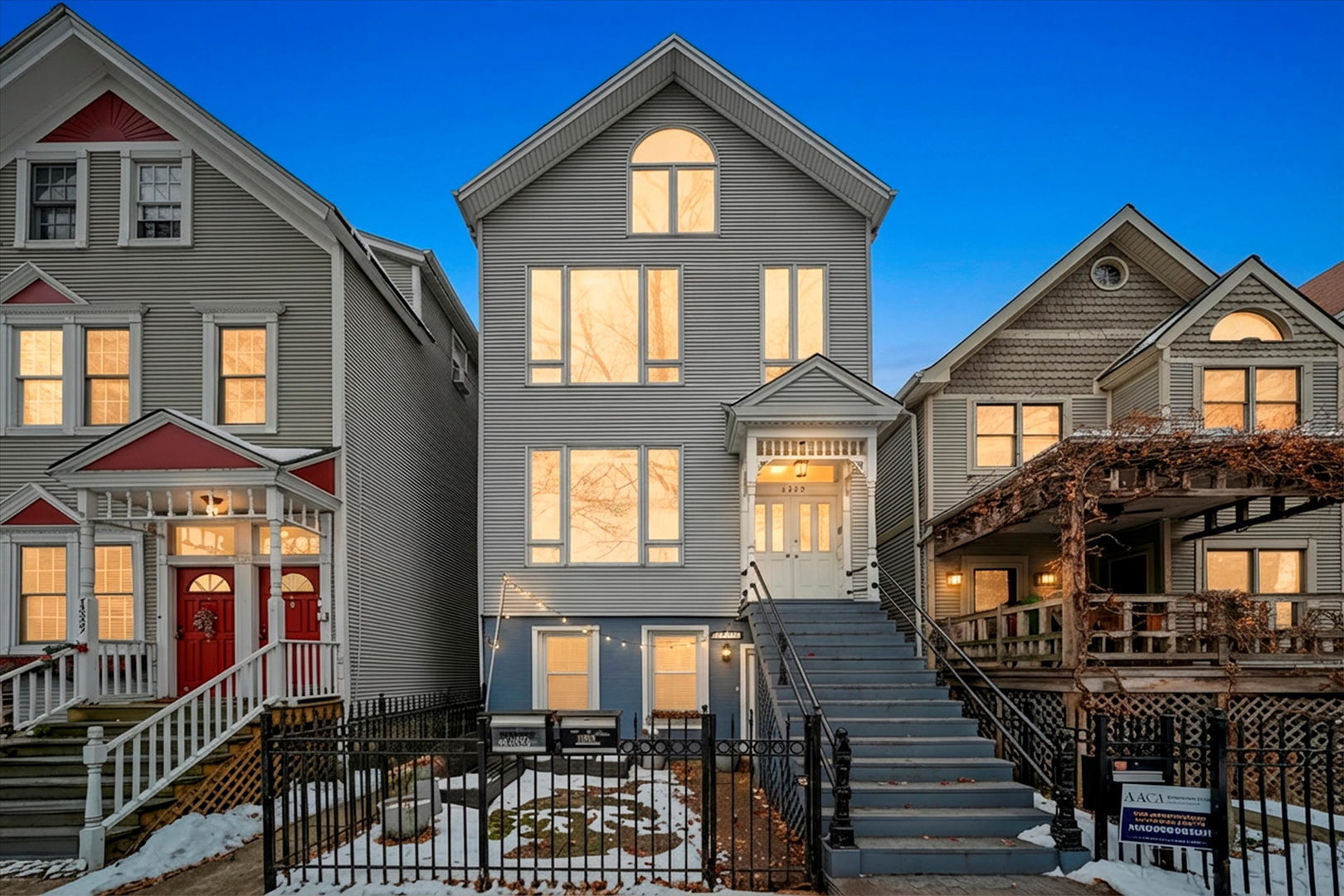 1339 W BARRY Avenue Unit: 2