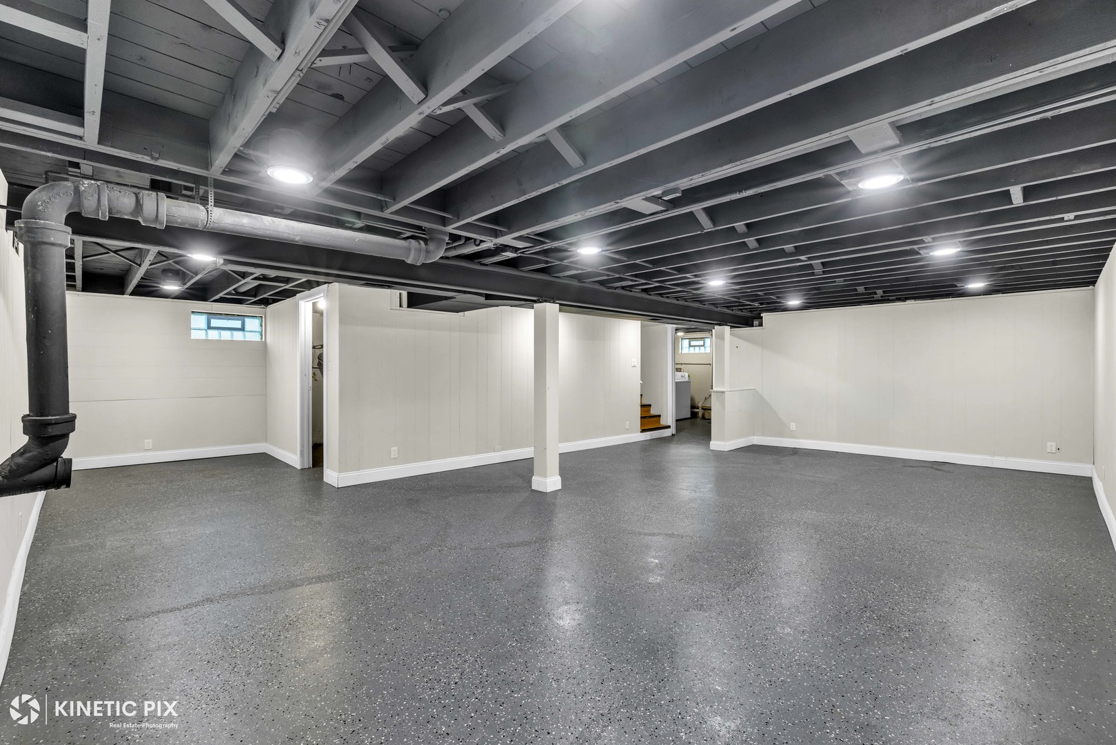 4938 W Randolph Street