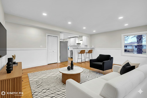 4938 W Randolph Street