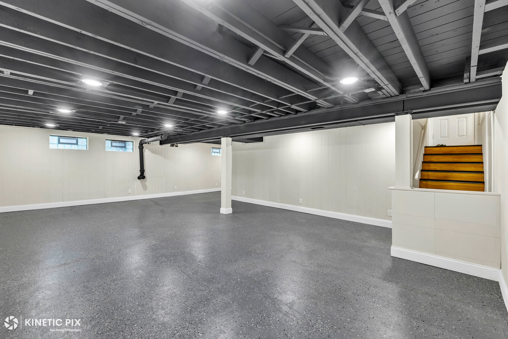 4938 W Randolph Street