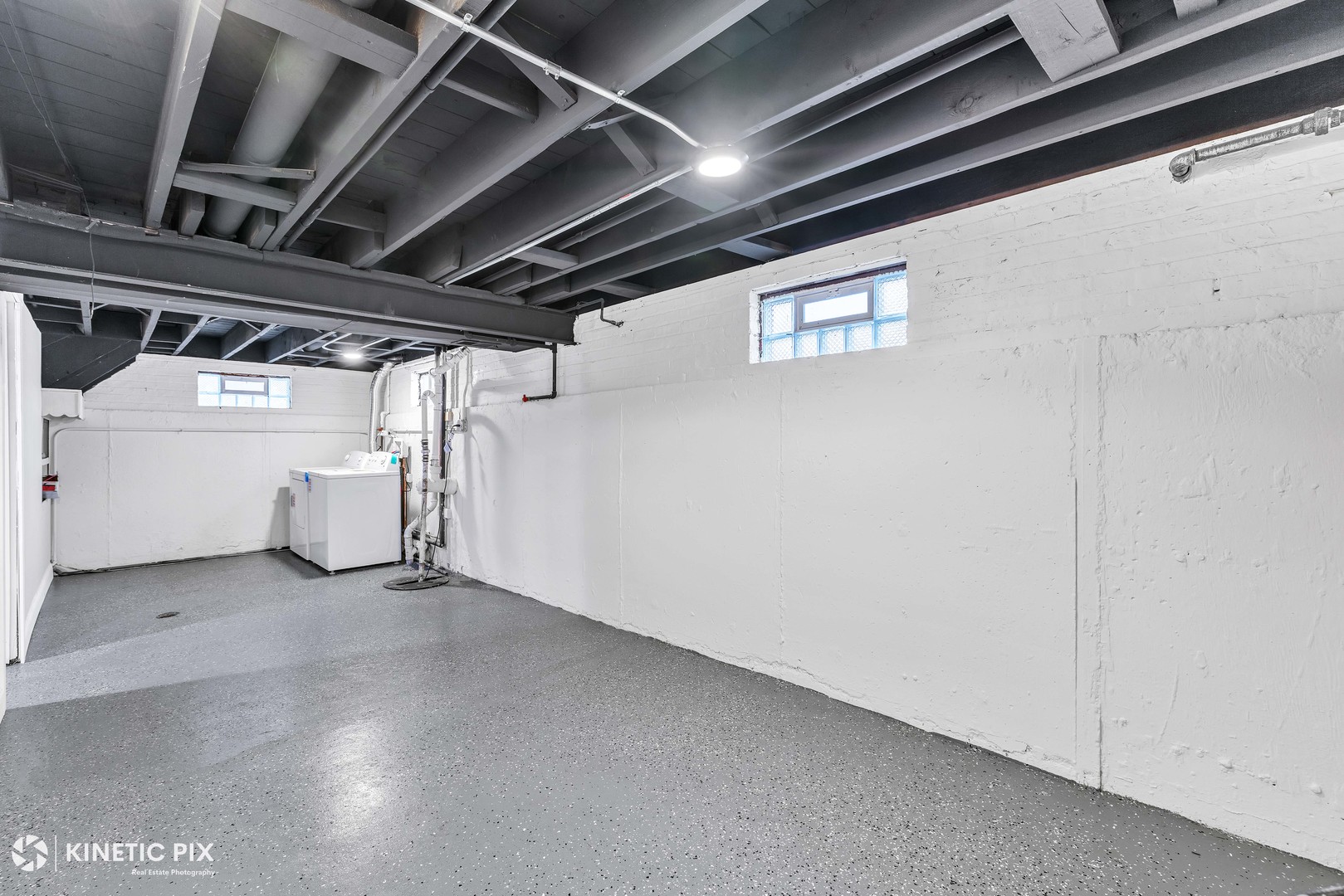 4938 W Randolph Street