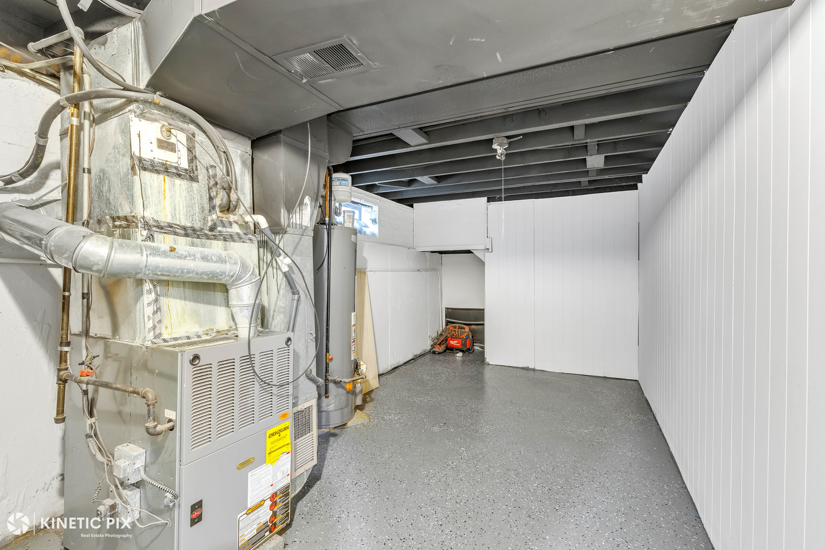 4938 W Randolph Street