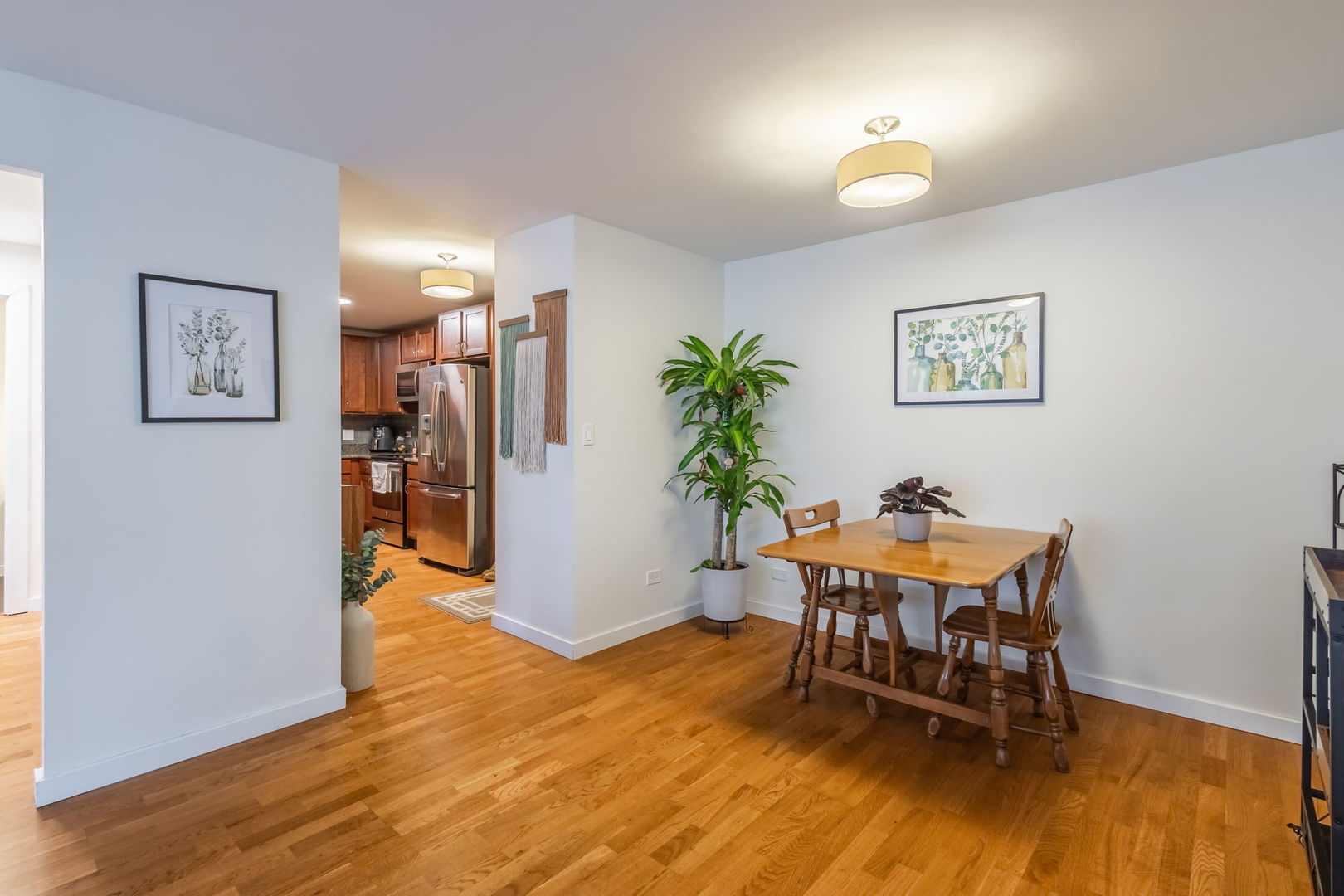 3033 N Sheridan Road Unit: 1203