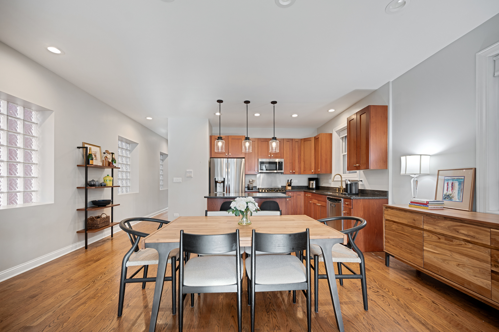 849 N Paulina Street Unit: 1