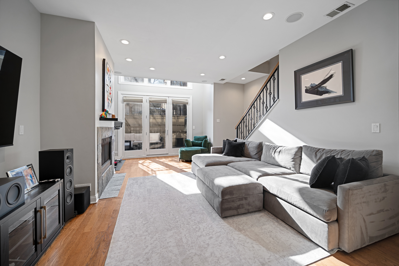 849 N Paulina Street Unit: 1