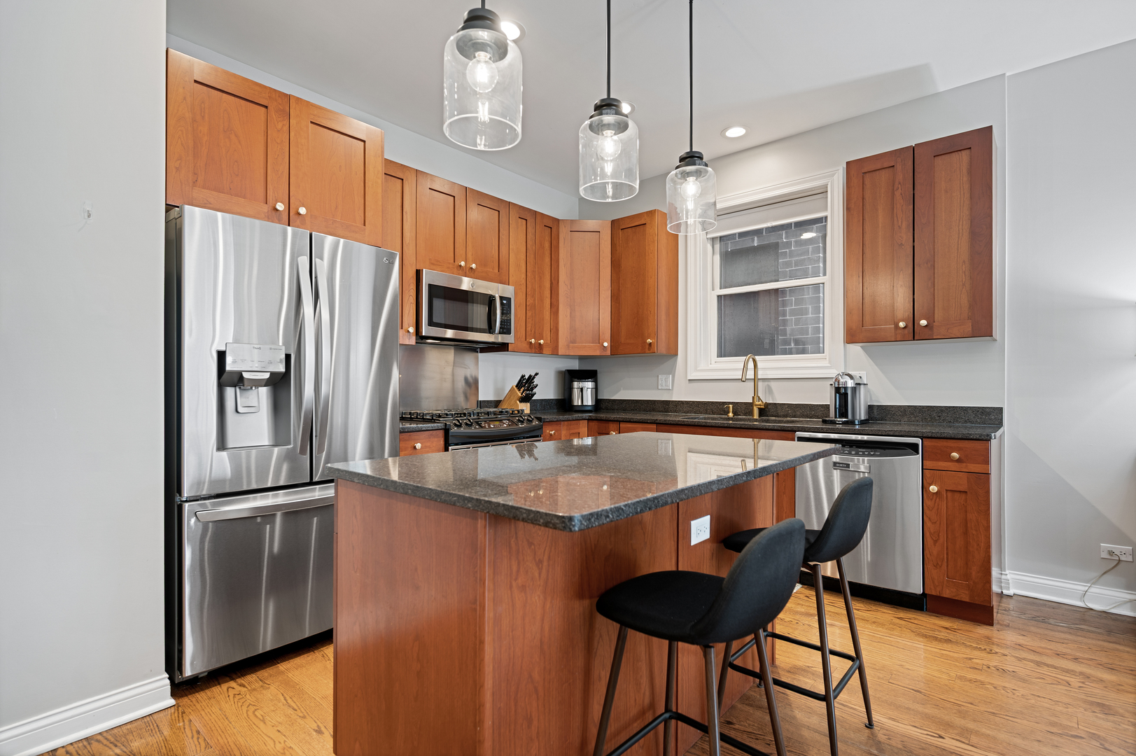 849 N Paulina Street Unit: 1