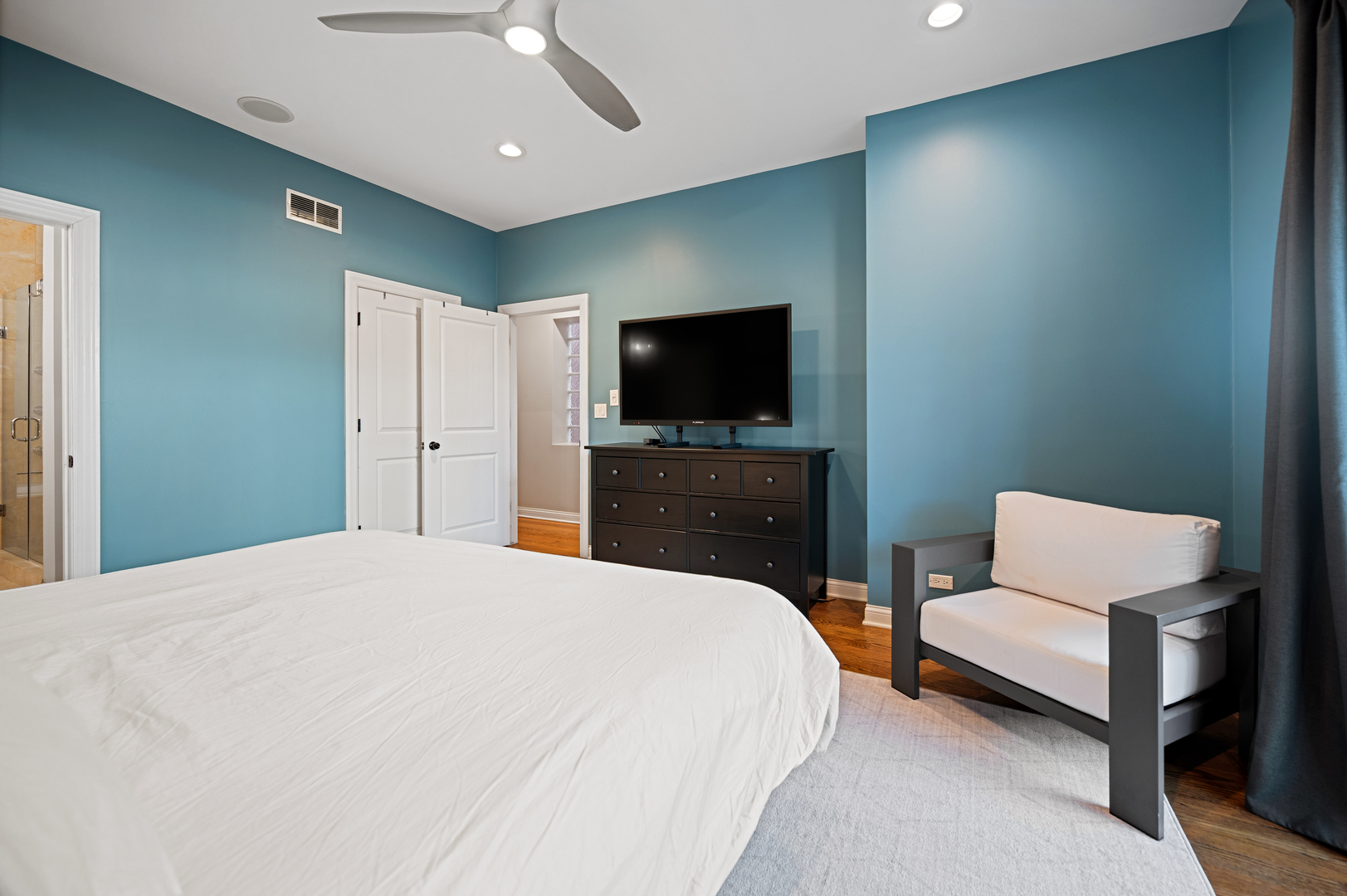 849 N Paulina Street Unit: 1