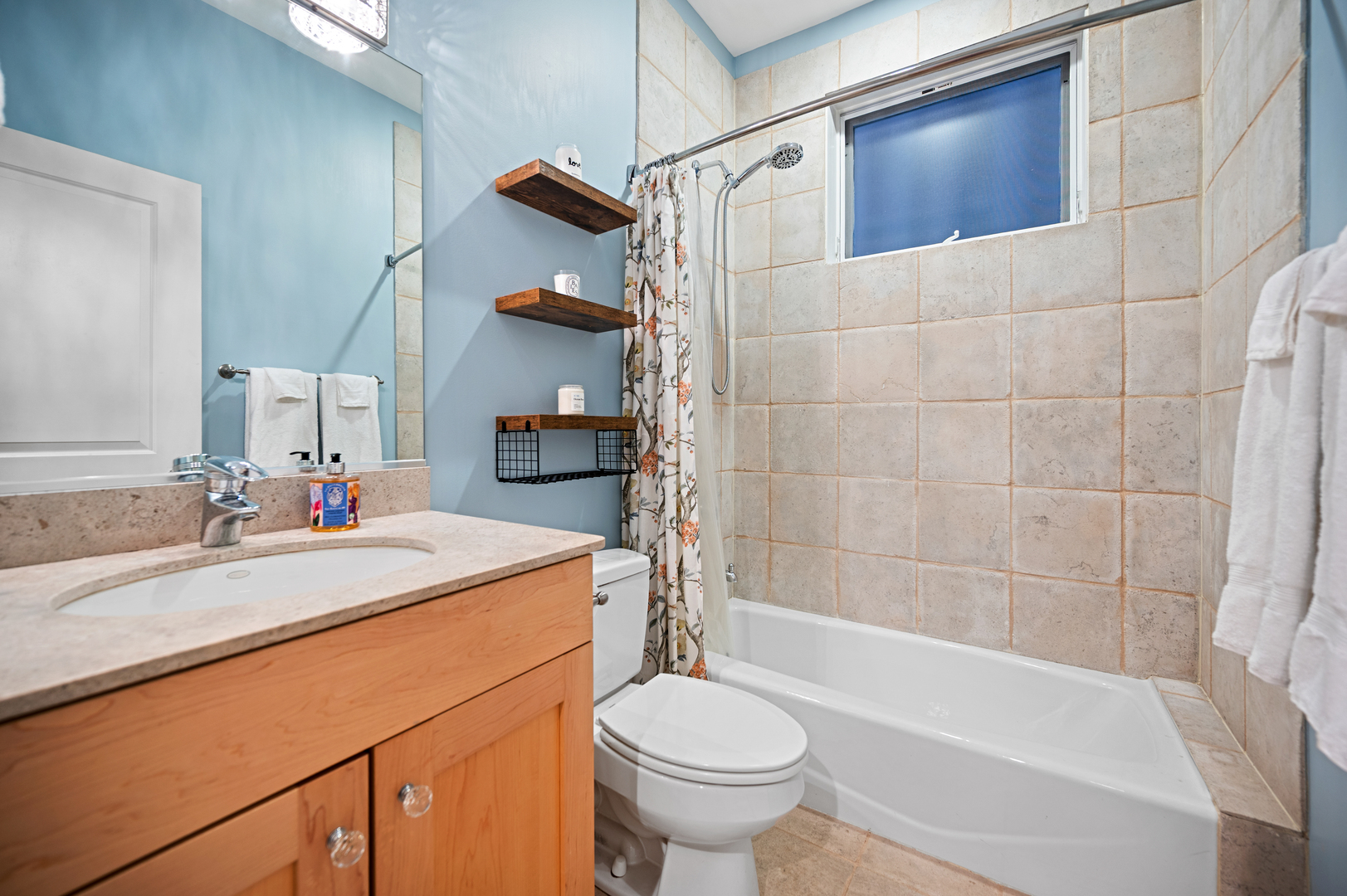 849 N Paulina Street Unit: 1