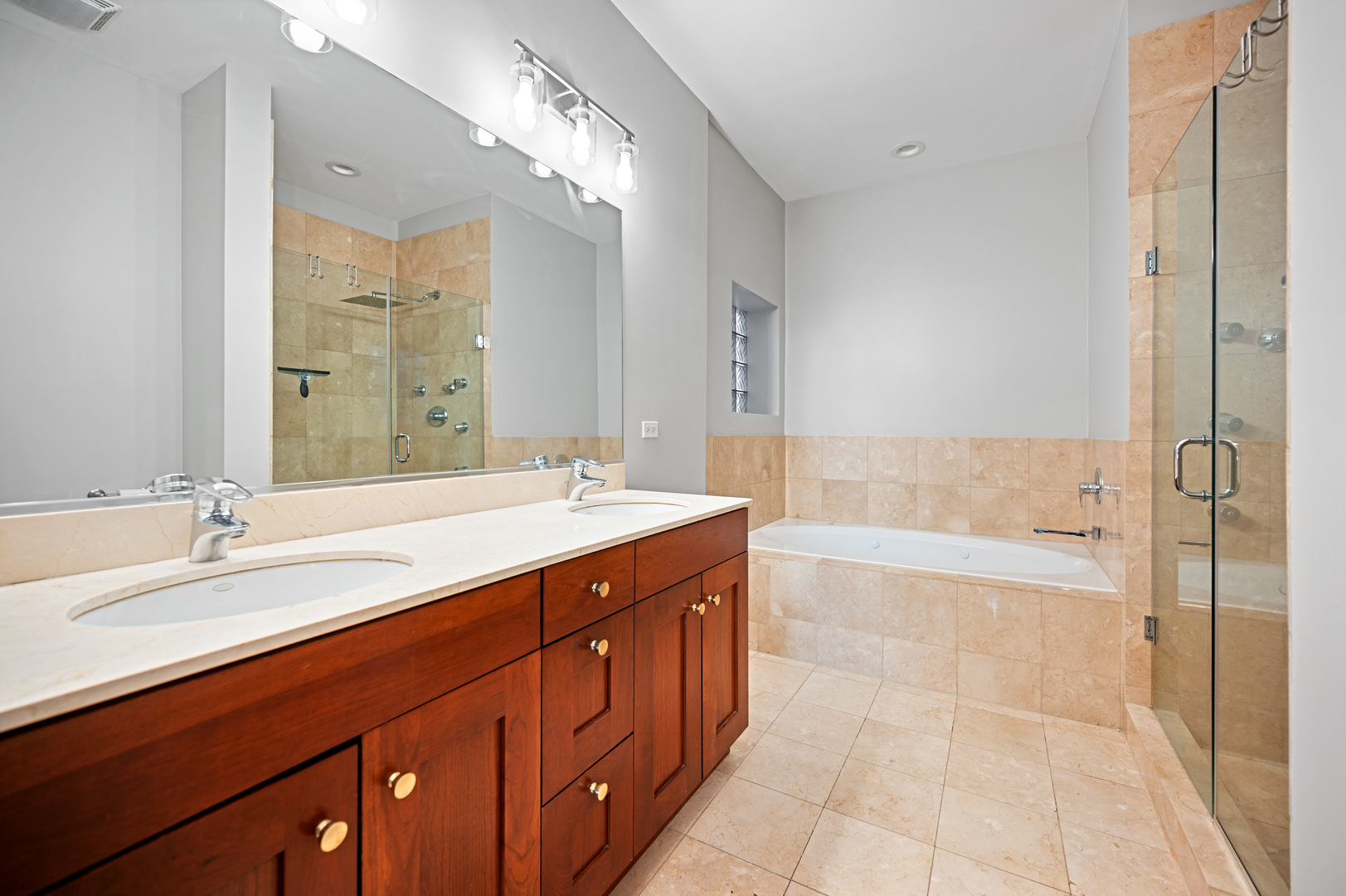 849 N Paulina Street Unit: 1