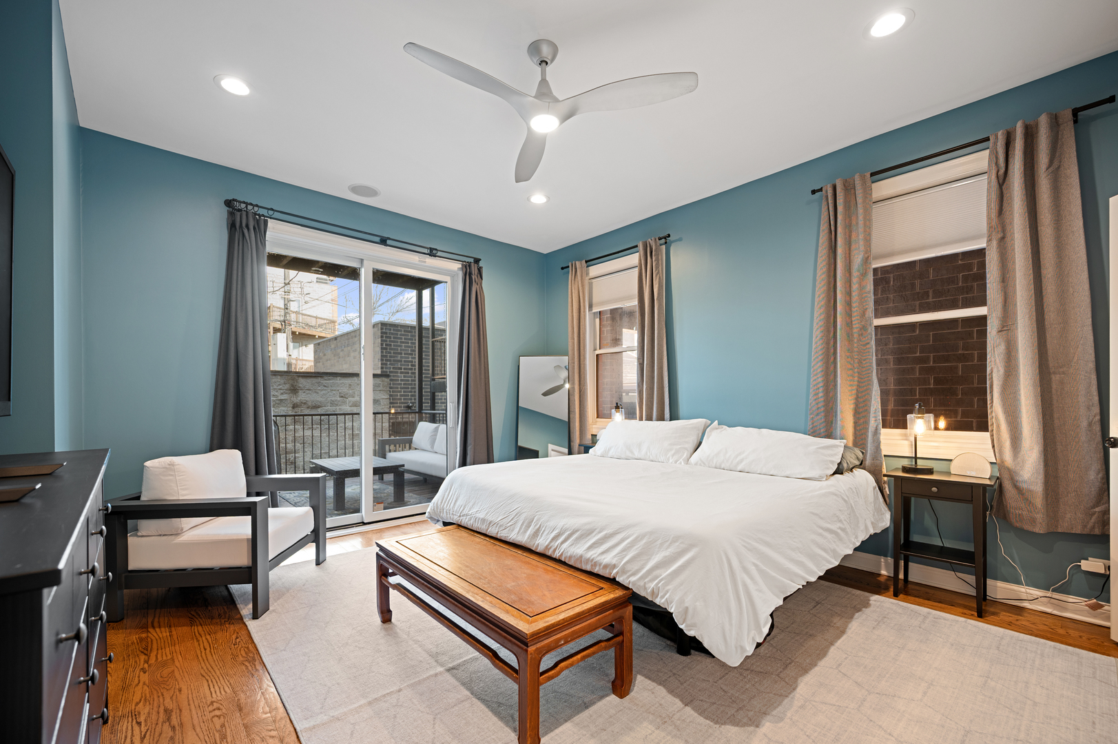 849 N Paulina Street Unit: 1