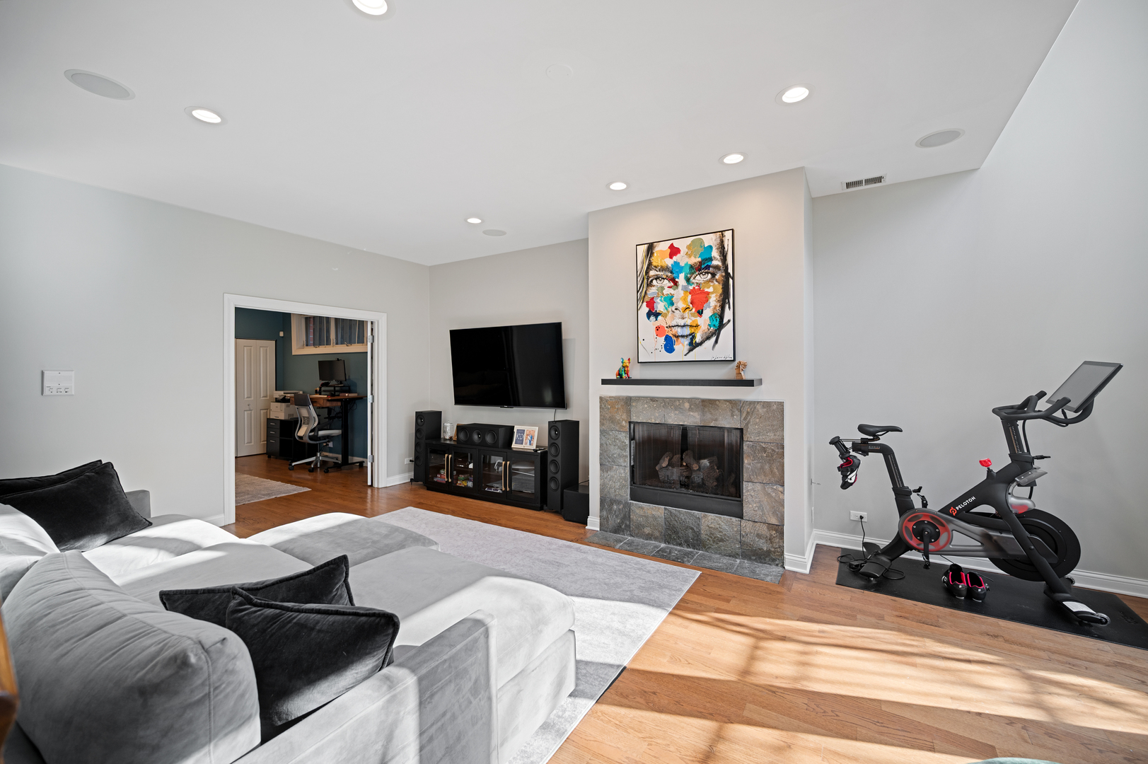 849 N Paulina Street Unit: 1