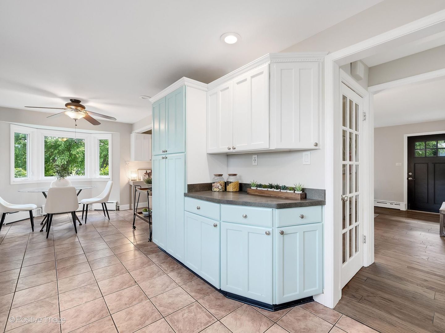 5902 Wolf Road