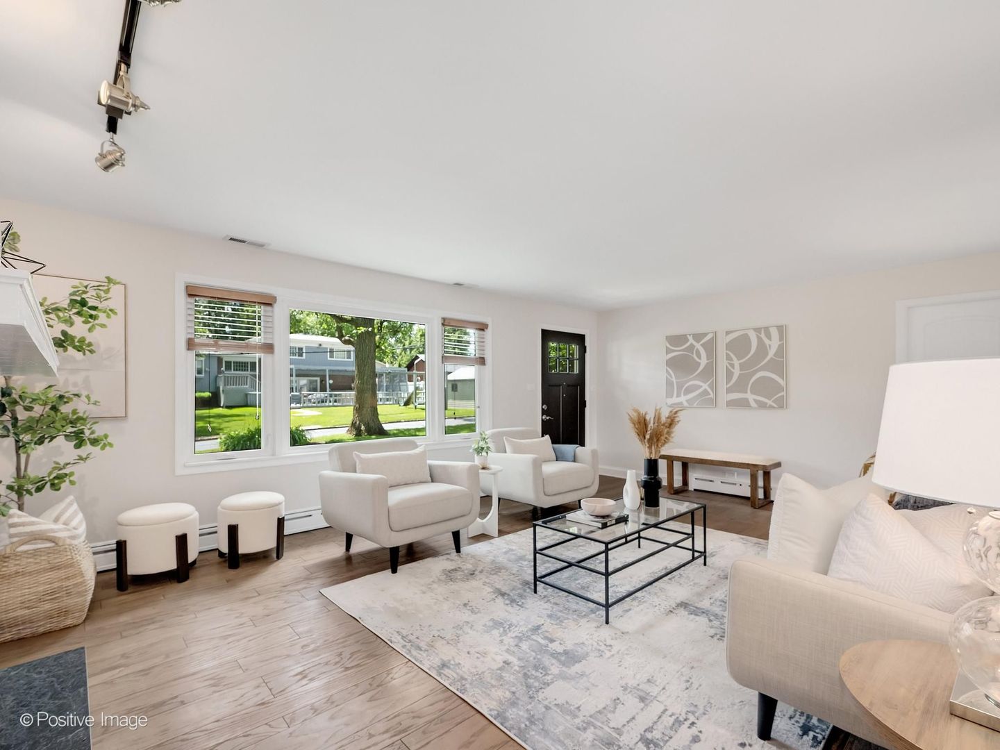 5902 Wolf Road