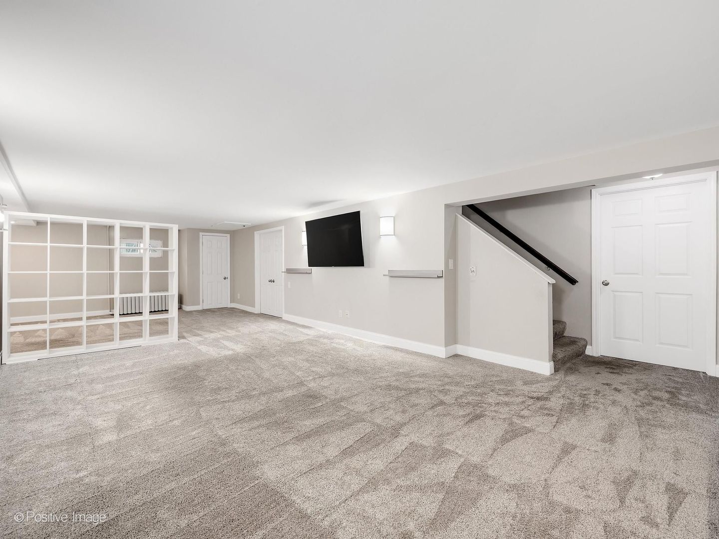 5902 Wolf Road