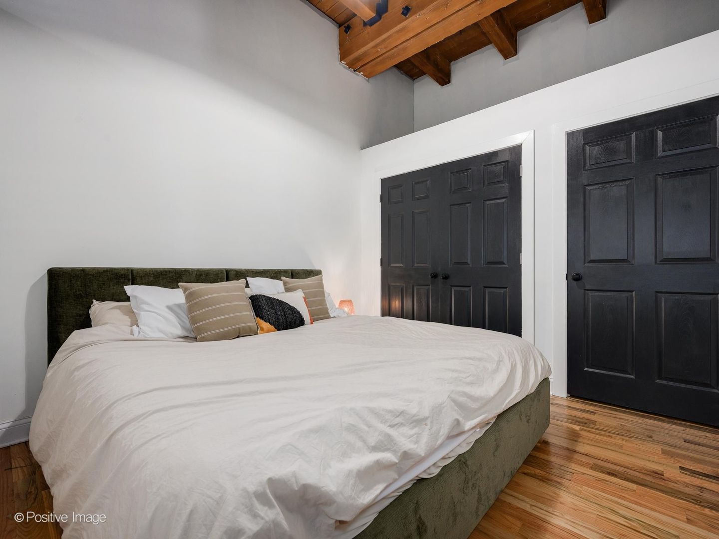 525 N Ada Street Unit: 23