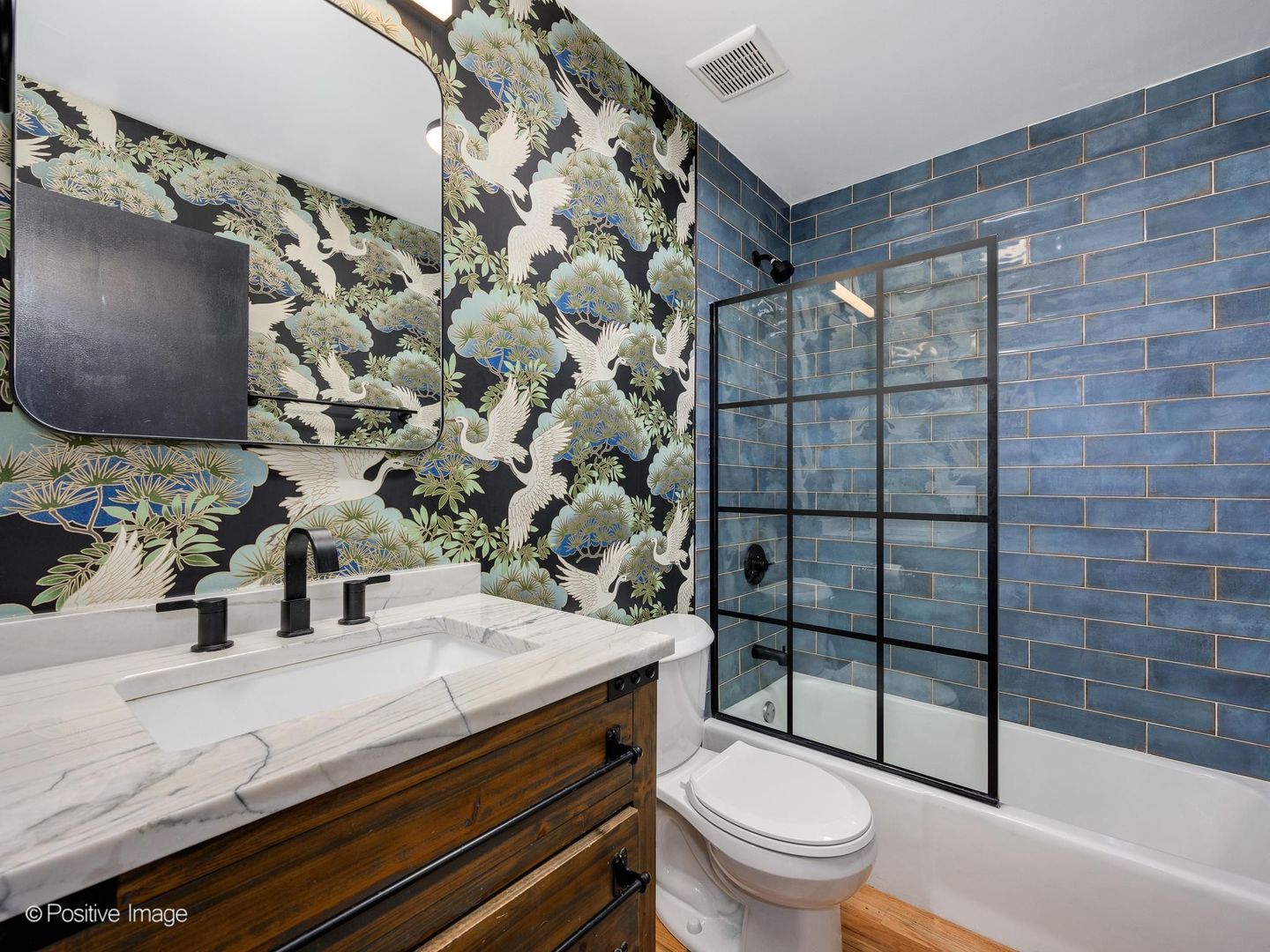 525 N Ada Street Unit: 23
