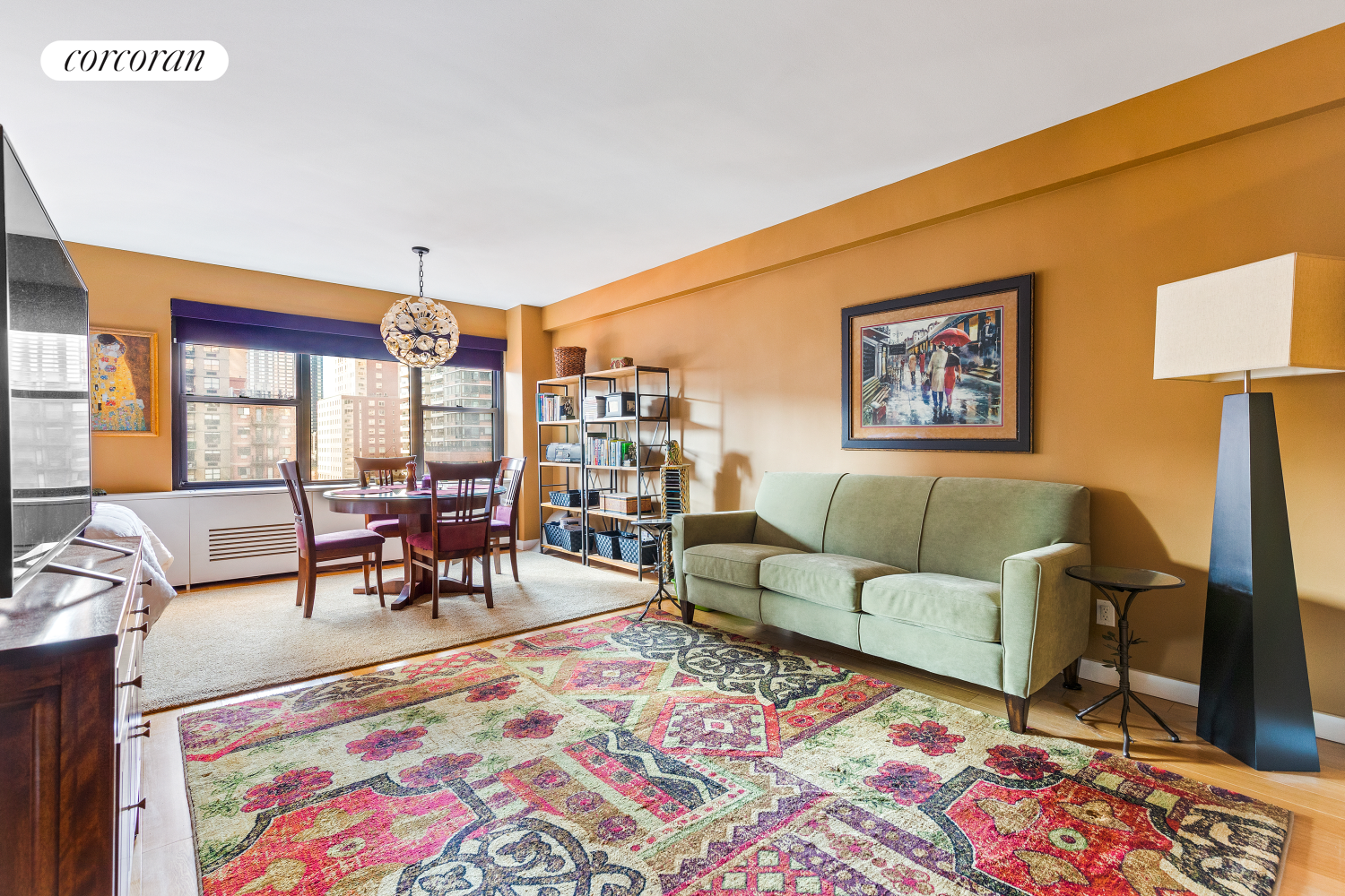 2 TUDOR CITY Place 4OS