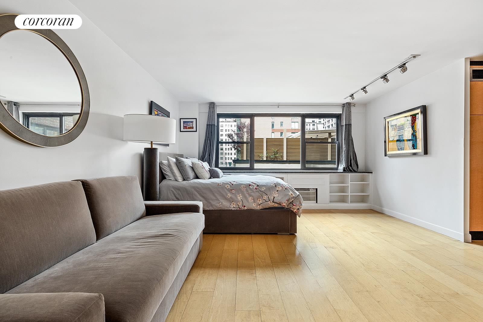 233 E 69TH Street 10F