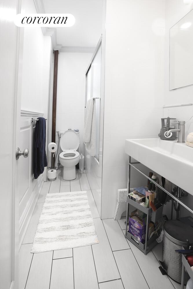 42-22 KETCHAM Street 16E