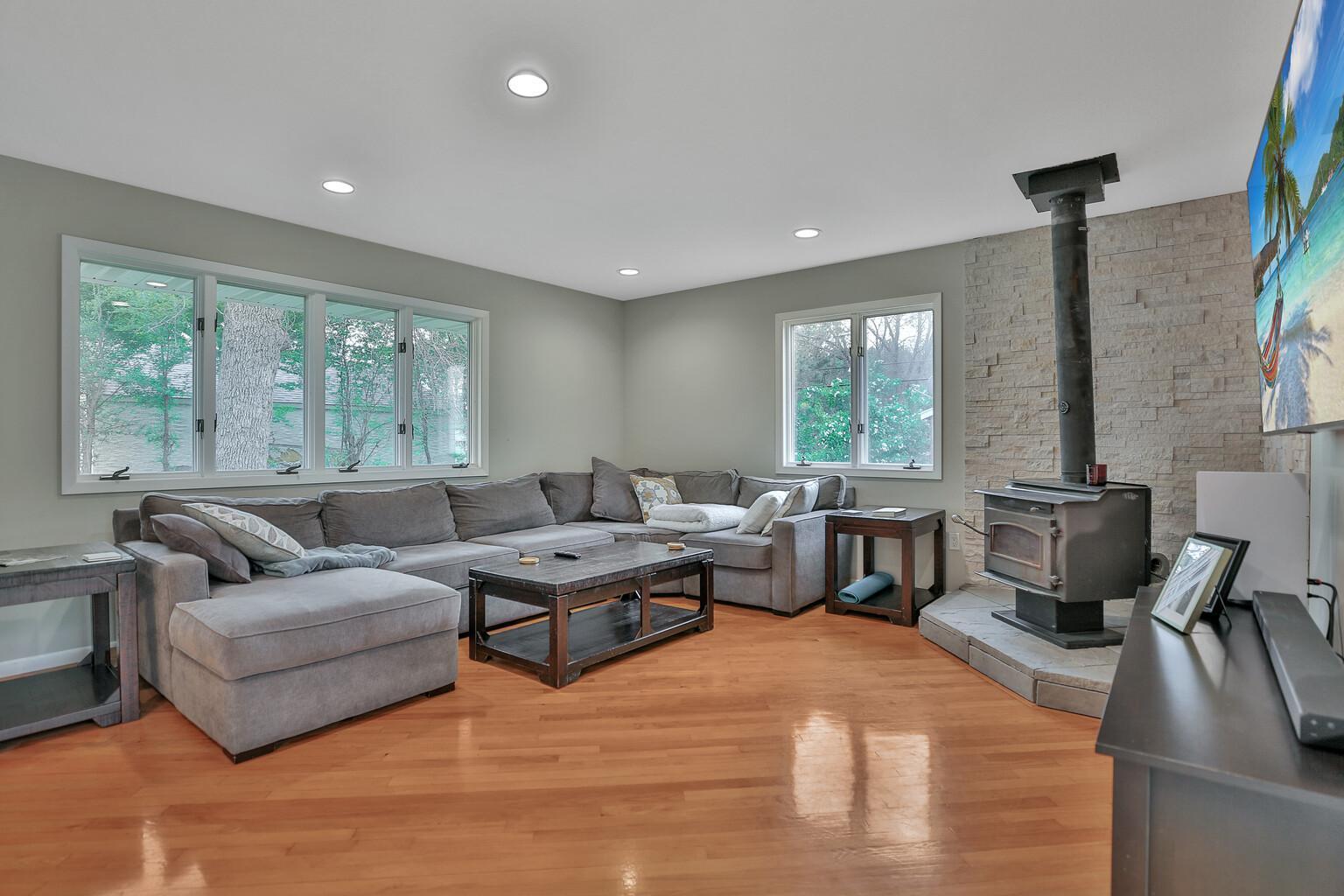 3689 Saint Regis Drive