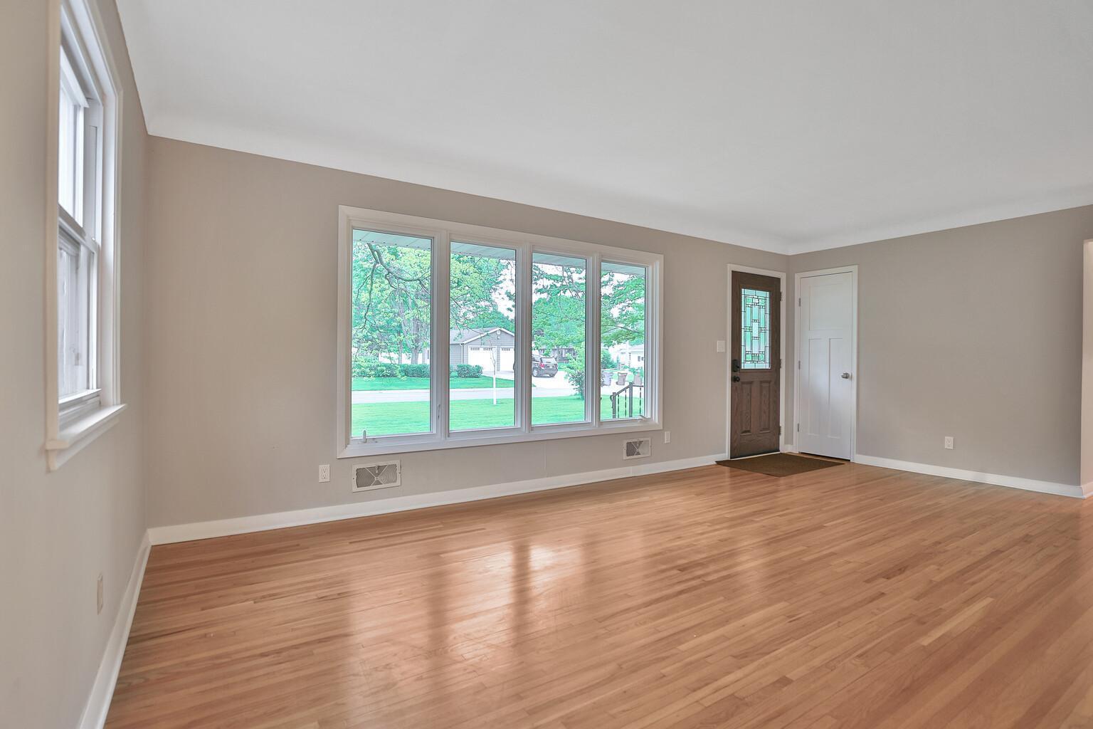 3689 Saint Regis Drive