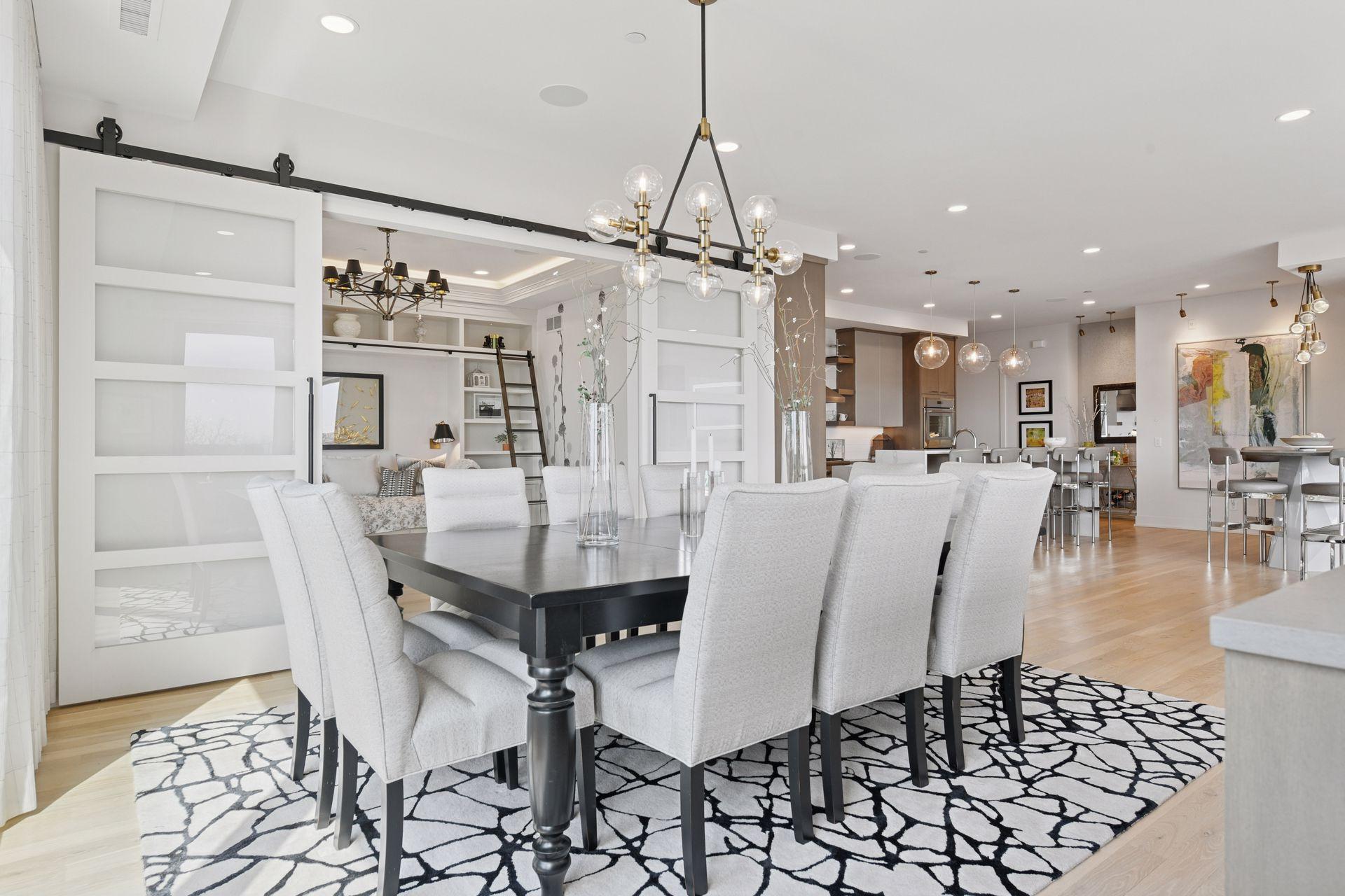 275 Lake Street E Unit: 301