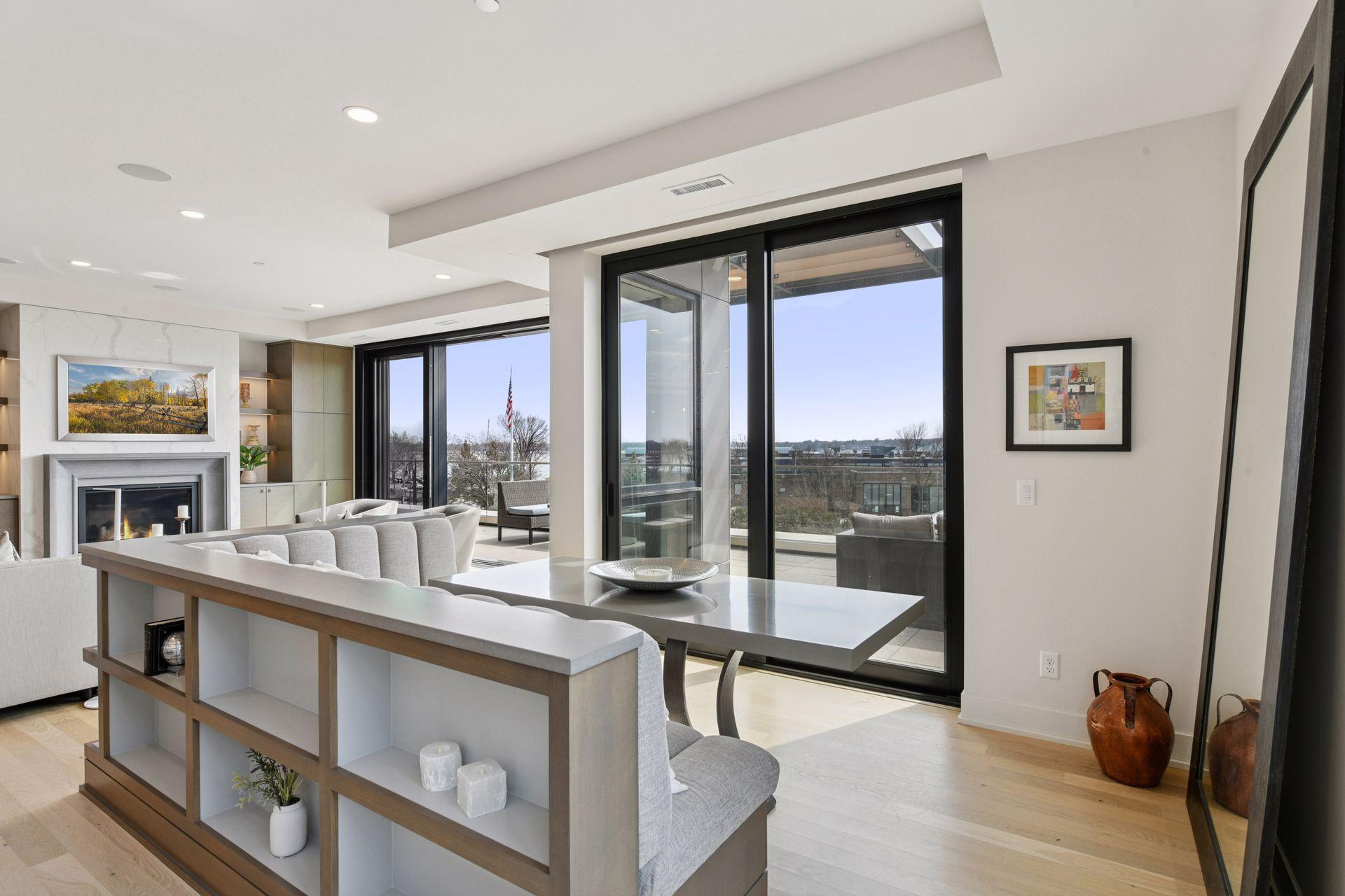 275 Lake Street E Unit: 301