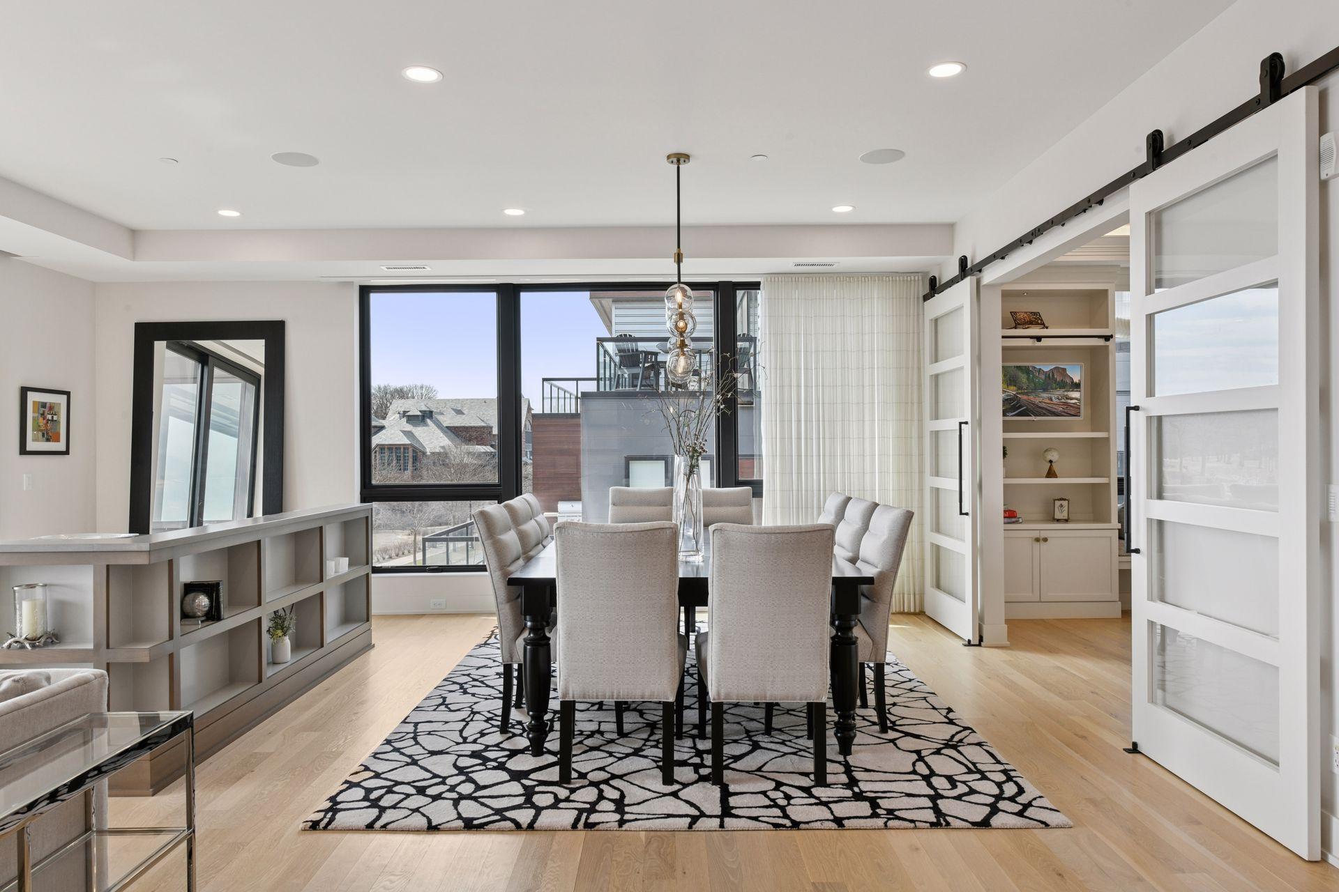 275 Lake Street E Unit: 301