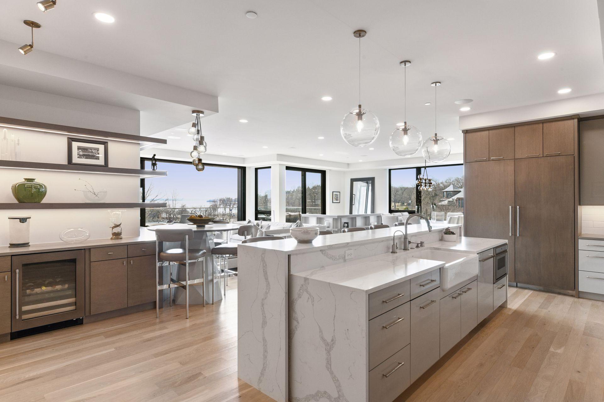 275 Lake Street E Unit: 301