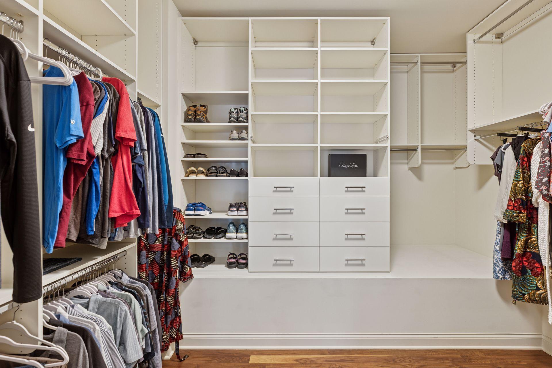 935 Lake Street E Unit: 211