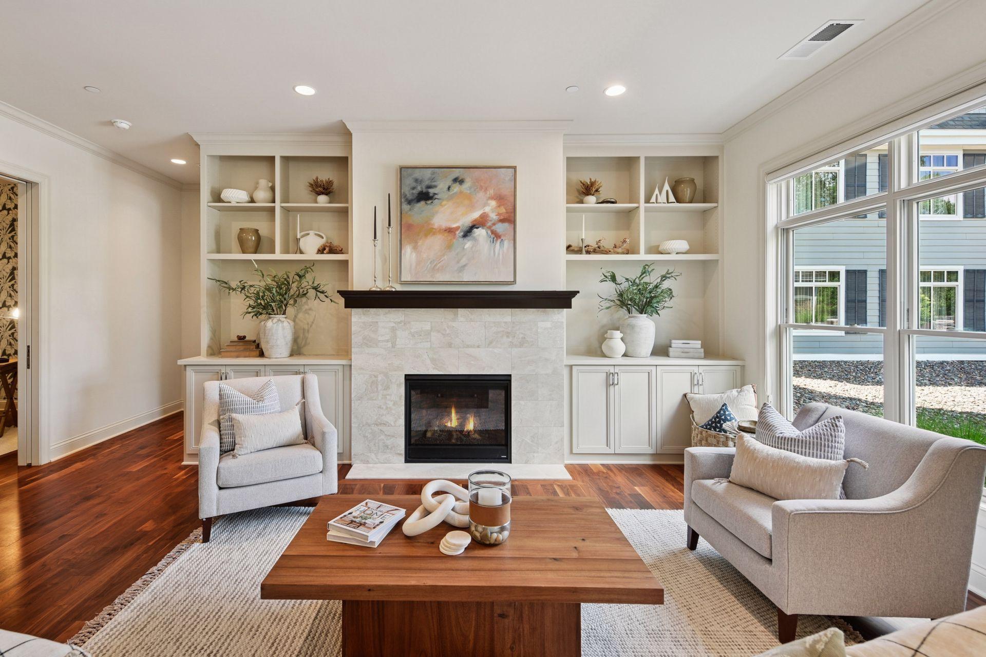 935 Lake Street E Unit: 211