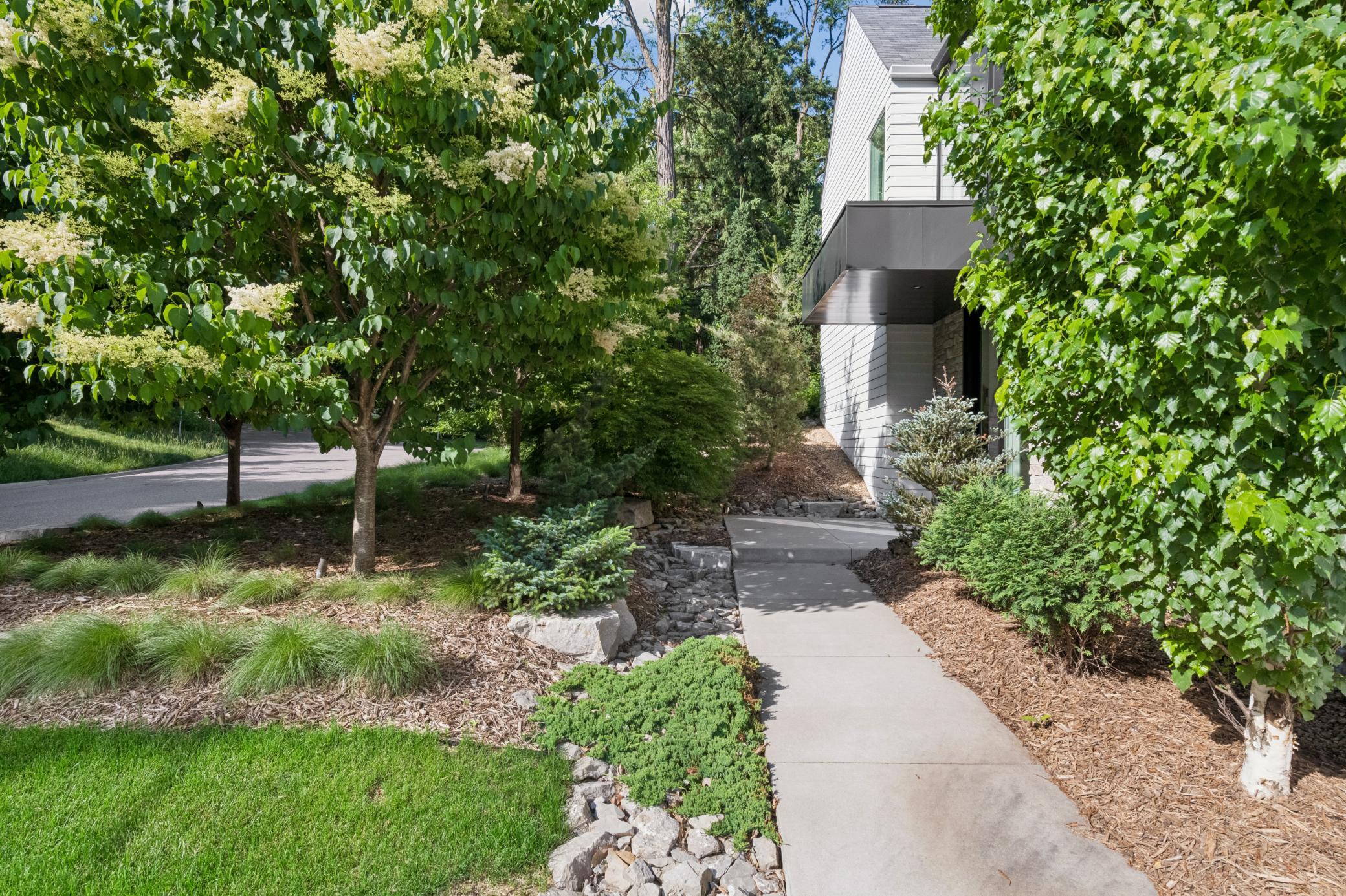 1058 E Circle Drive