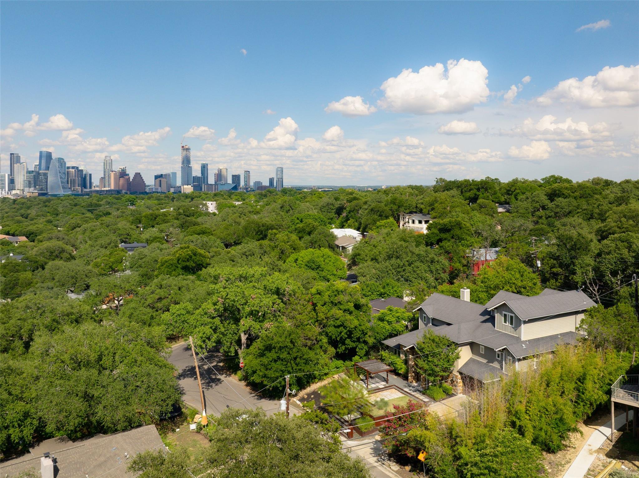 1503 Cliffside DR