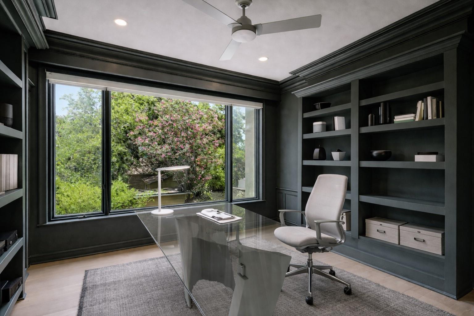 1111 W 12th ST # 118