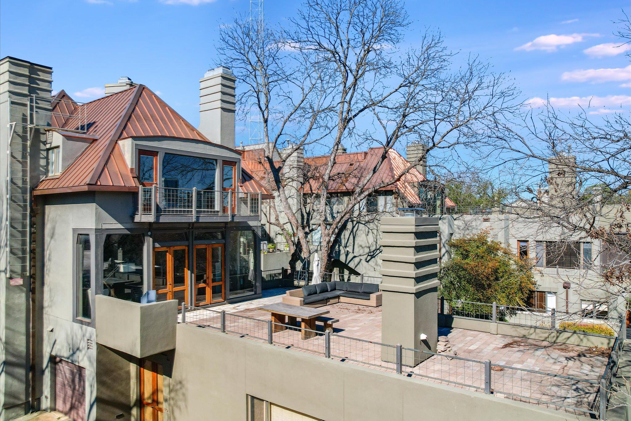 1111 W 12th ST # 118