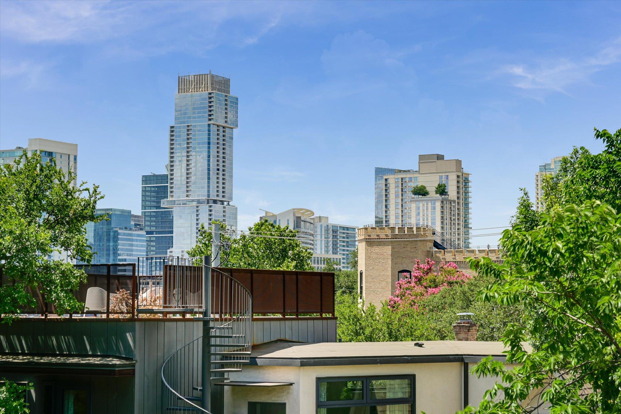 1111 W 12th ST # 118