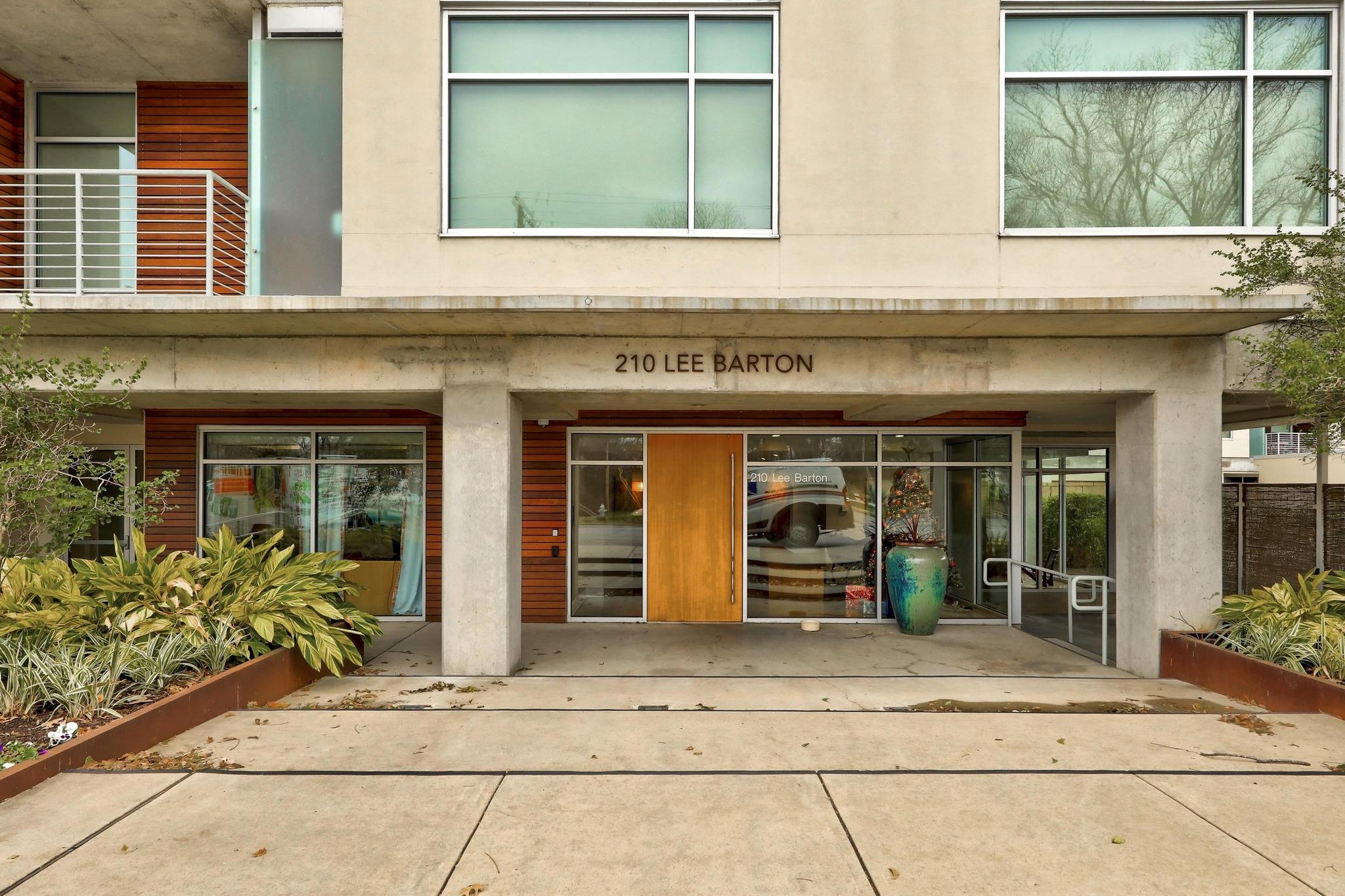 210 Lee Barton DR # 401