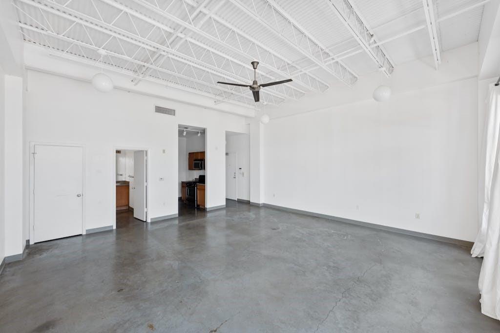 2401 E 6th ST # 24