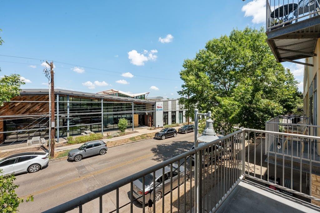 2401 E 6th ST # 24