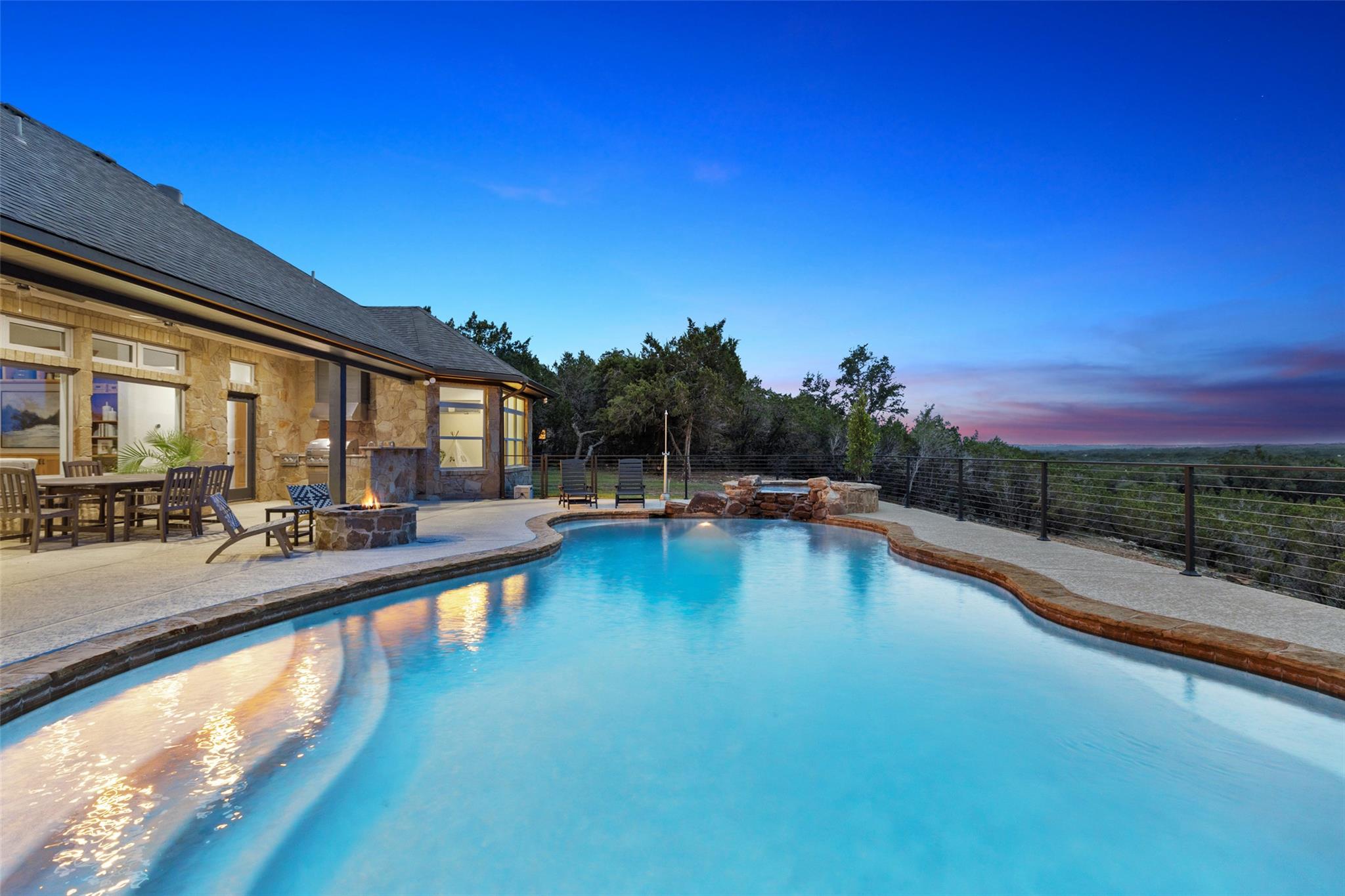 321 Hannah DR