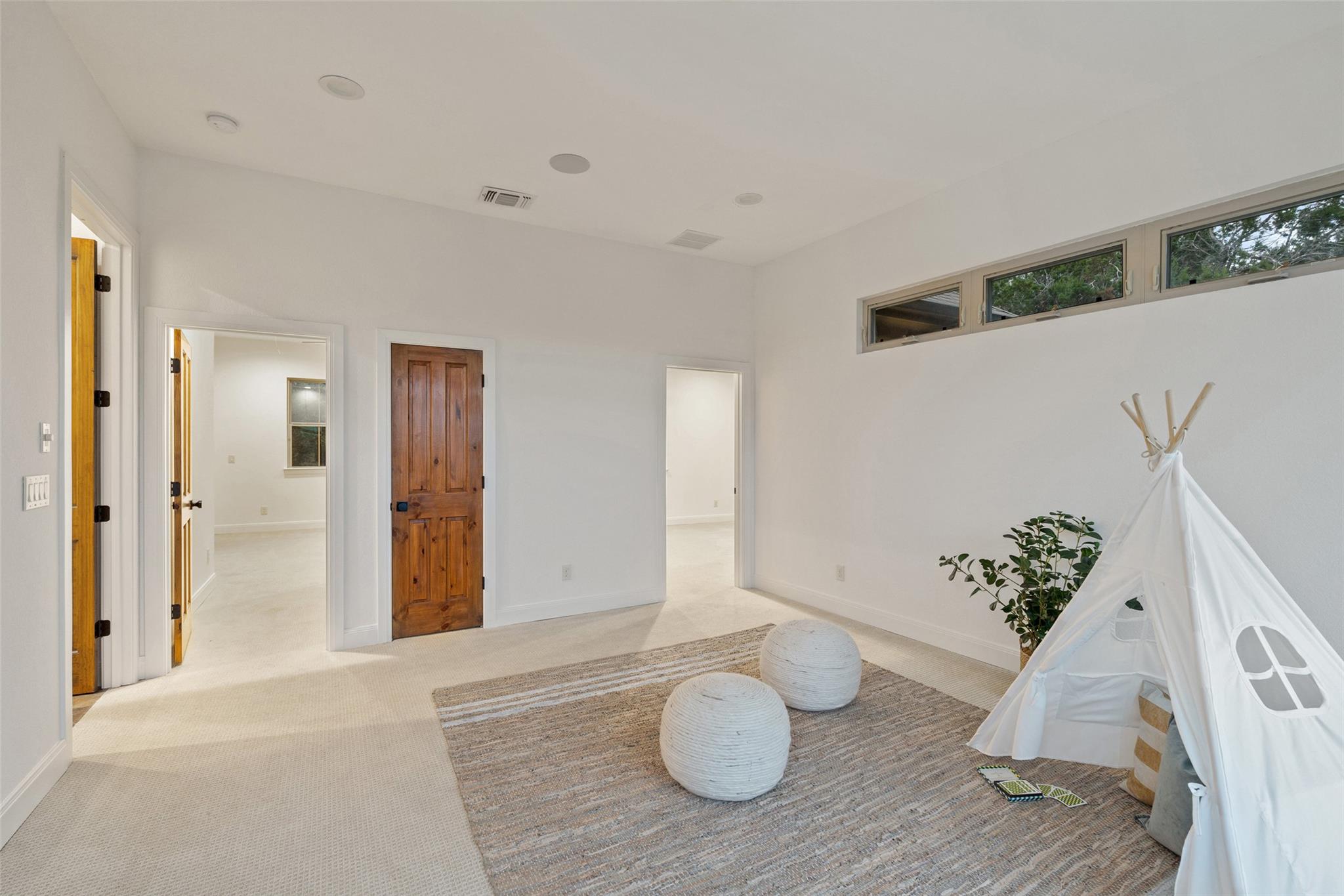 321 Hannah DR