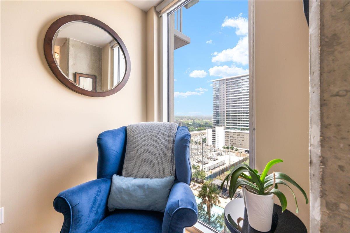 360 Nueces ST # 1408