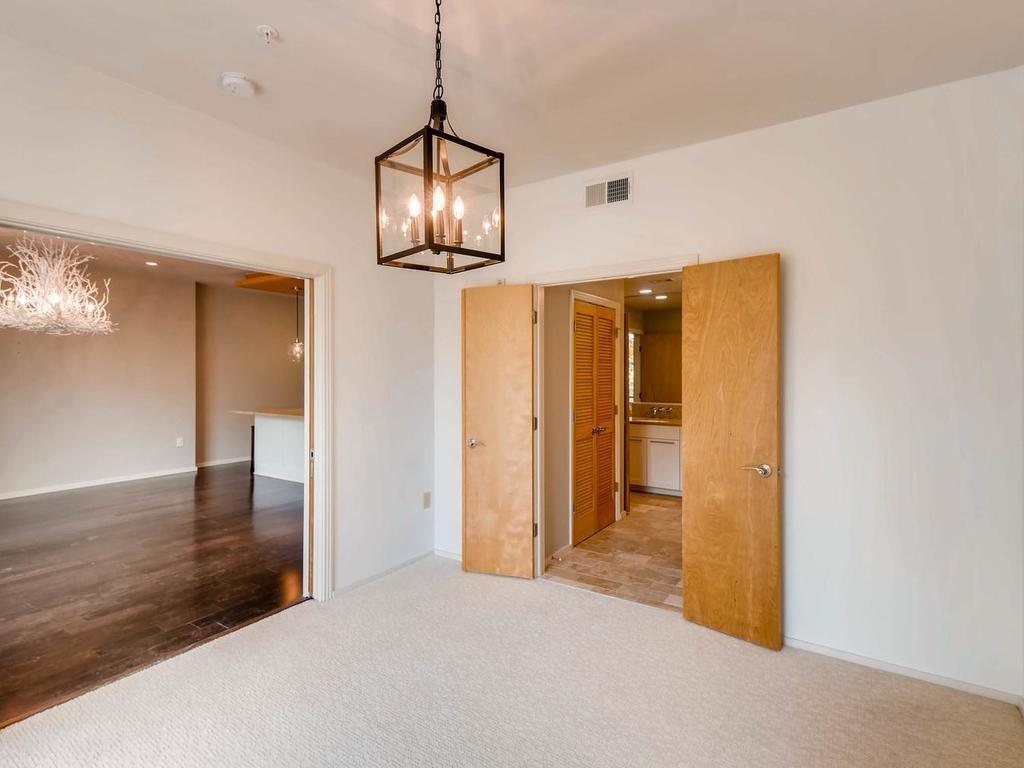 1600 Barton Springs RD # 5208