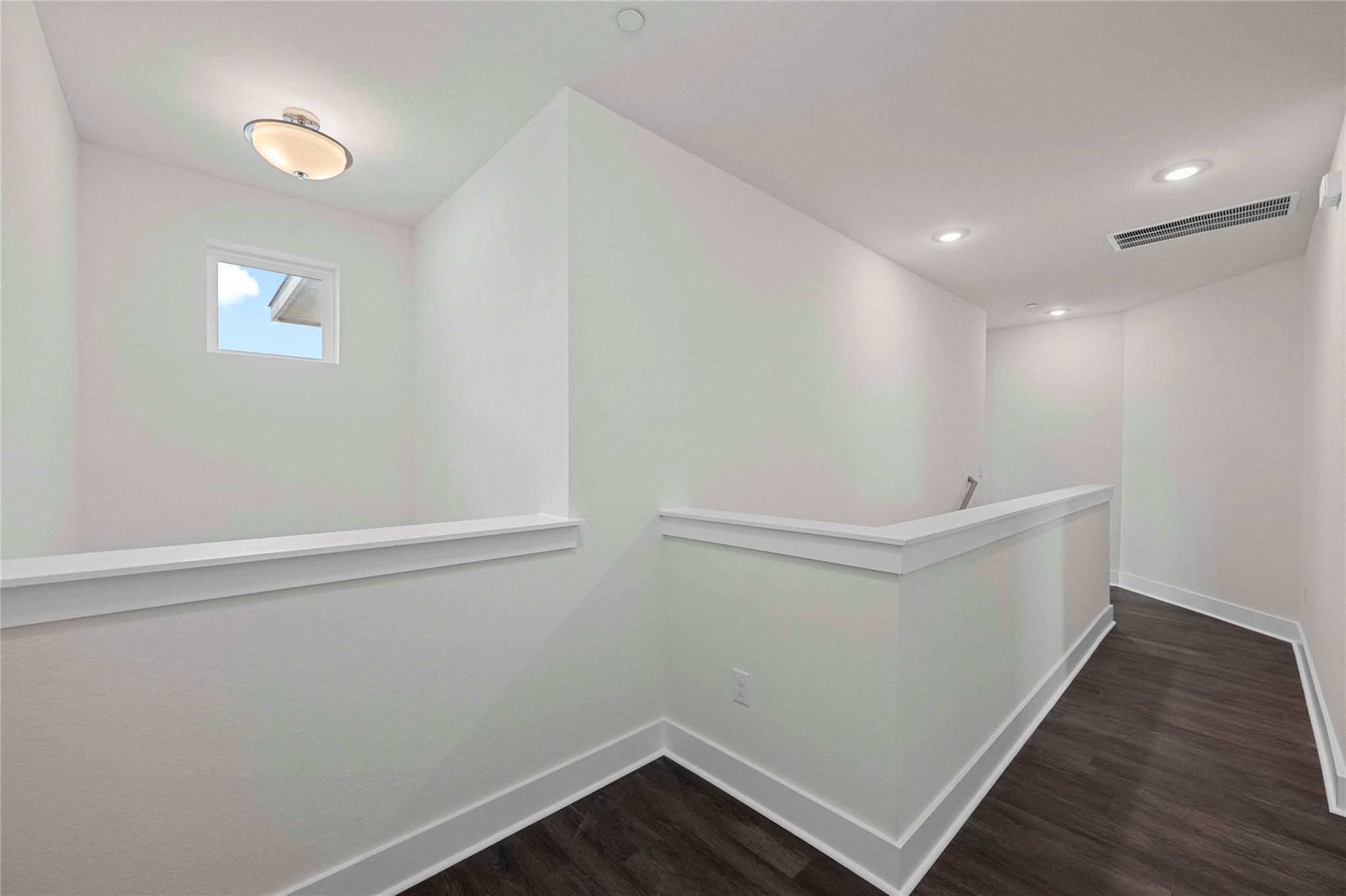 1810 Roseburg DR