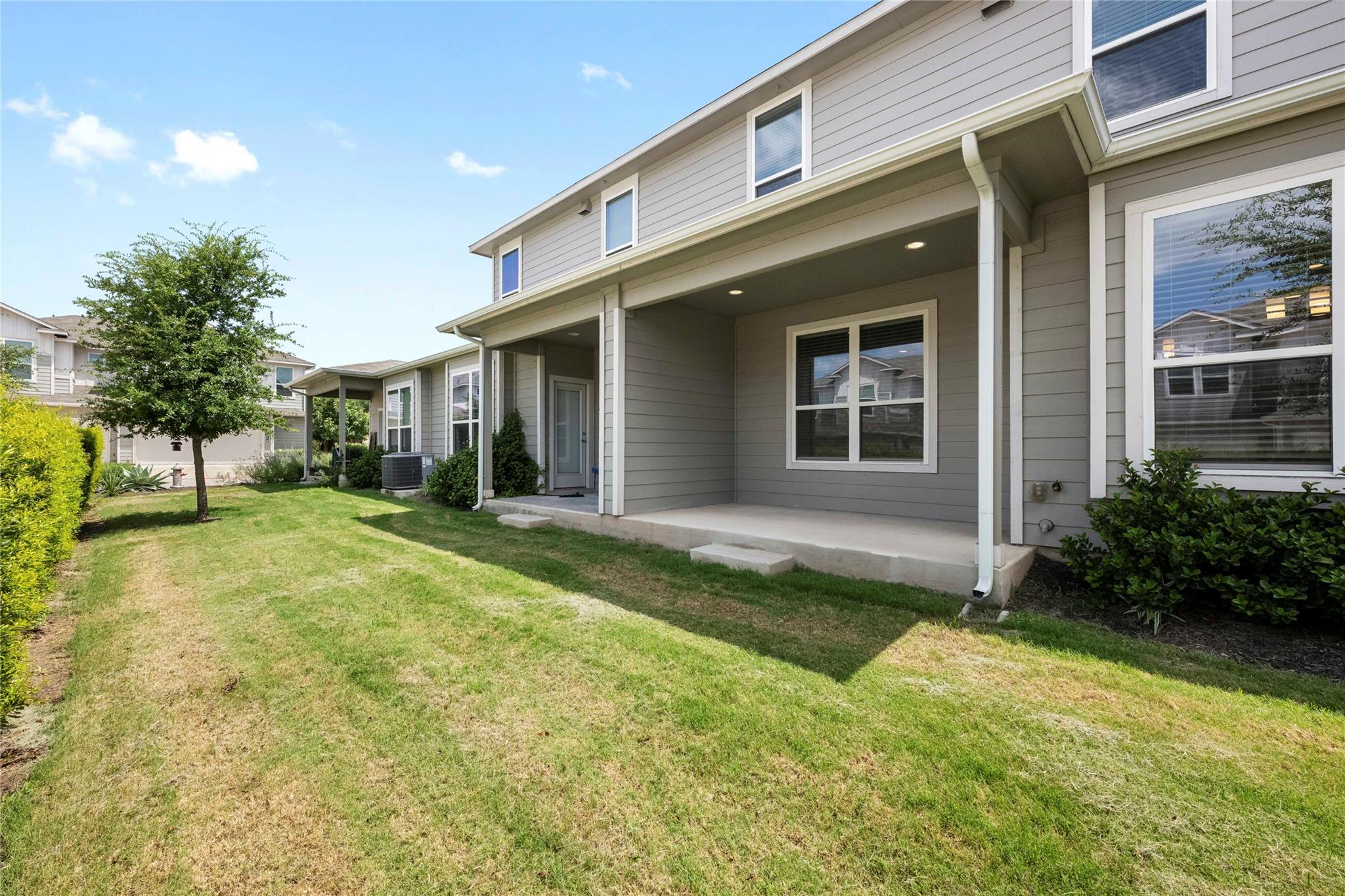 1810 Roseburg DR