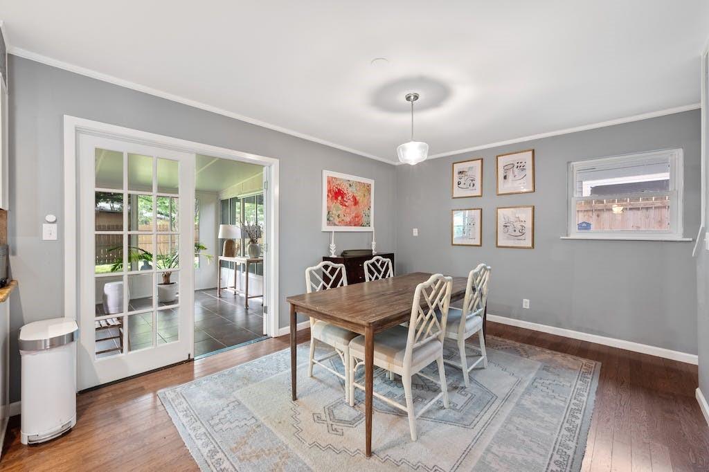 2609 Friar Tuck LN
