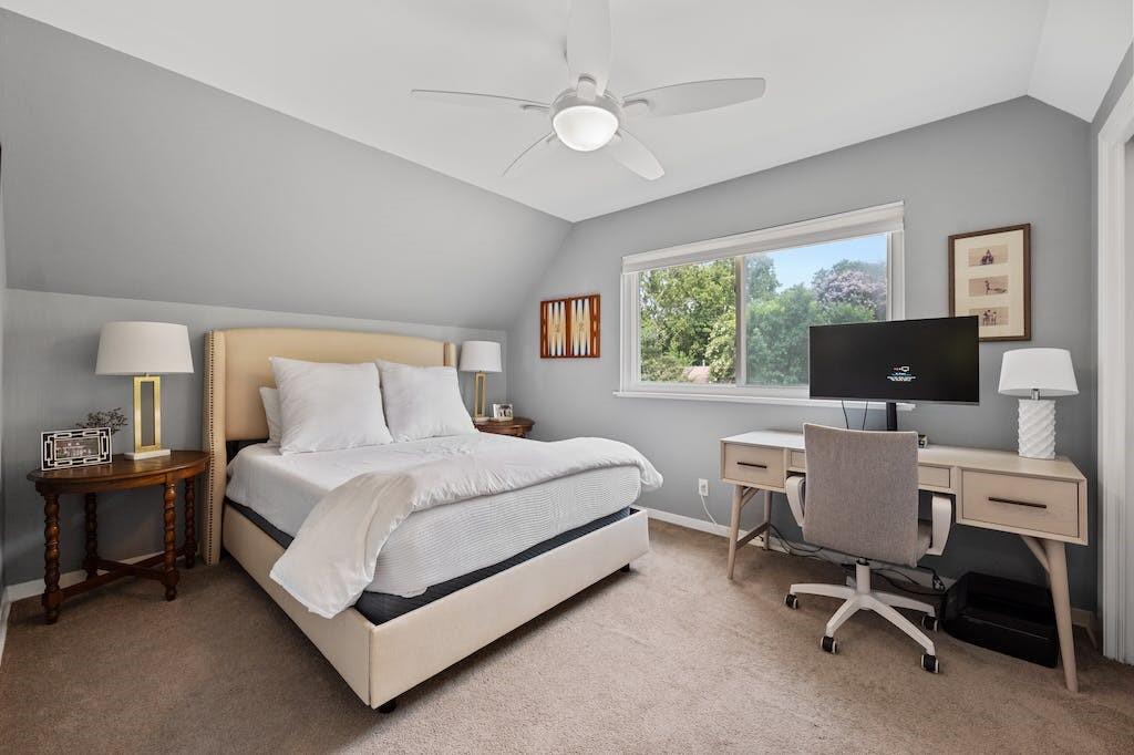 2609 Friar Tuck LN