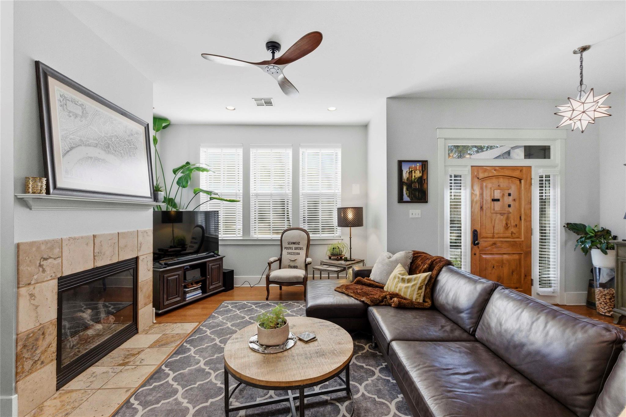 2128 Sage Creek LOOP