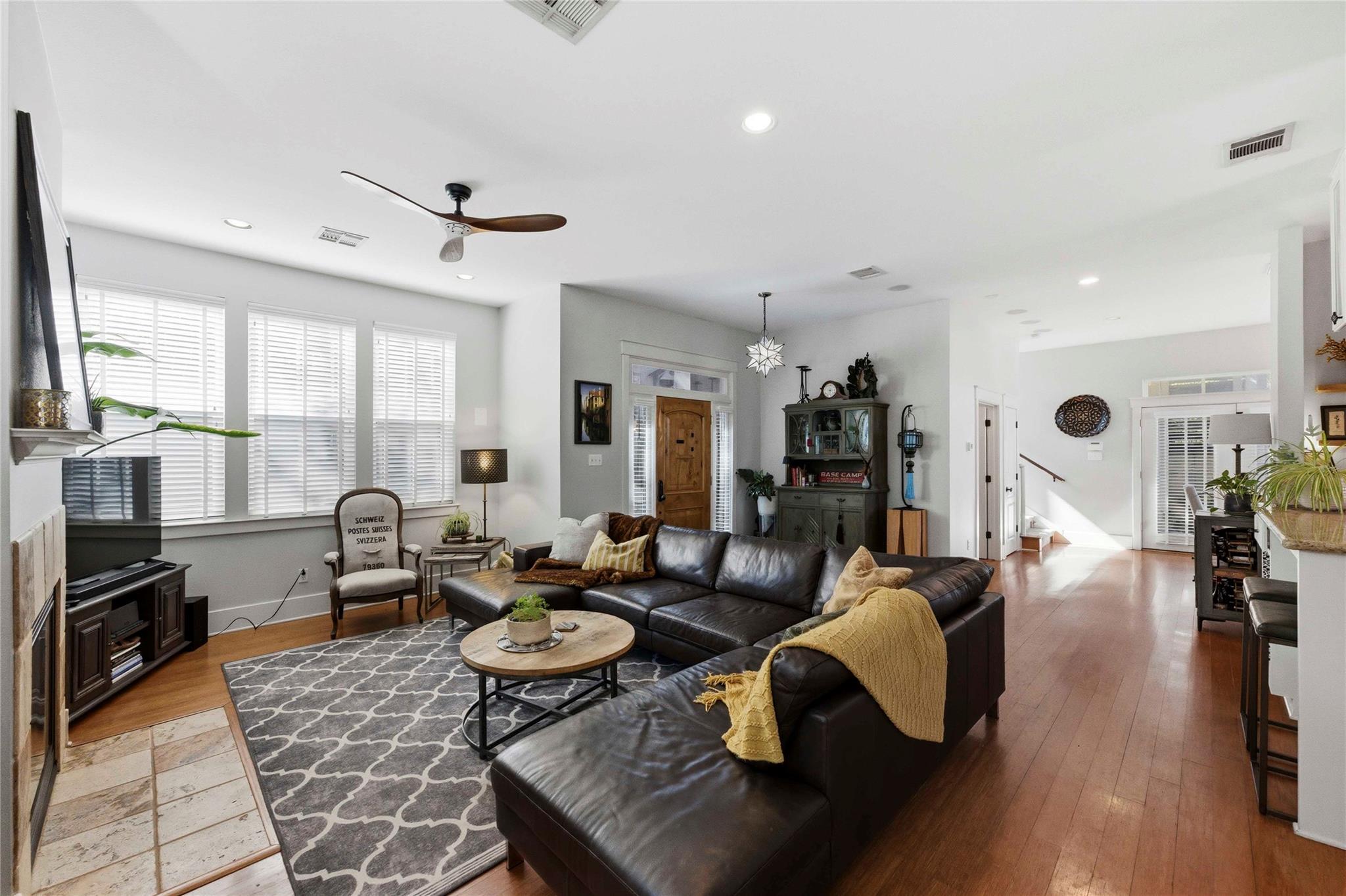 2128 Sage Creek LOOP