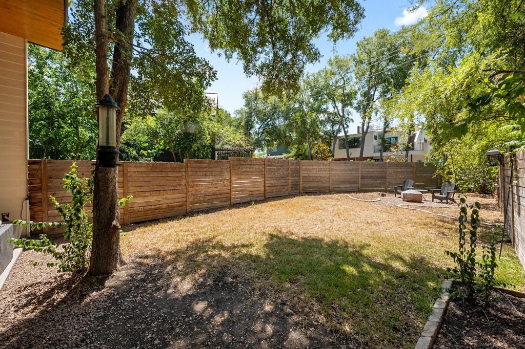 1005 Cardinal LN # B